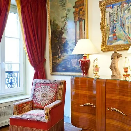 Apartment Penthievre
