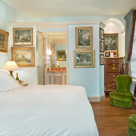 Penthievre Apartment Paris